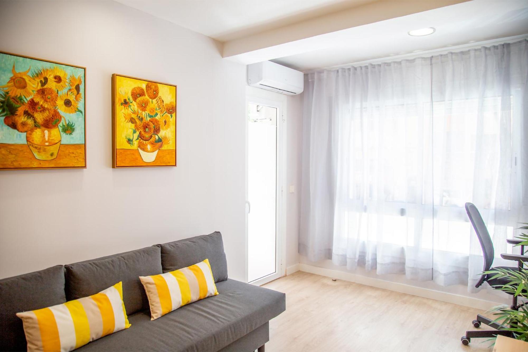 Sunflower Apartment Centrico Tarragona Buitenkant foto
