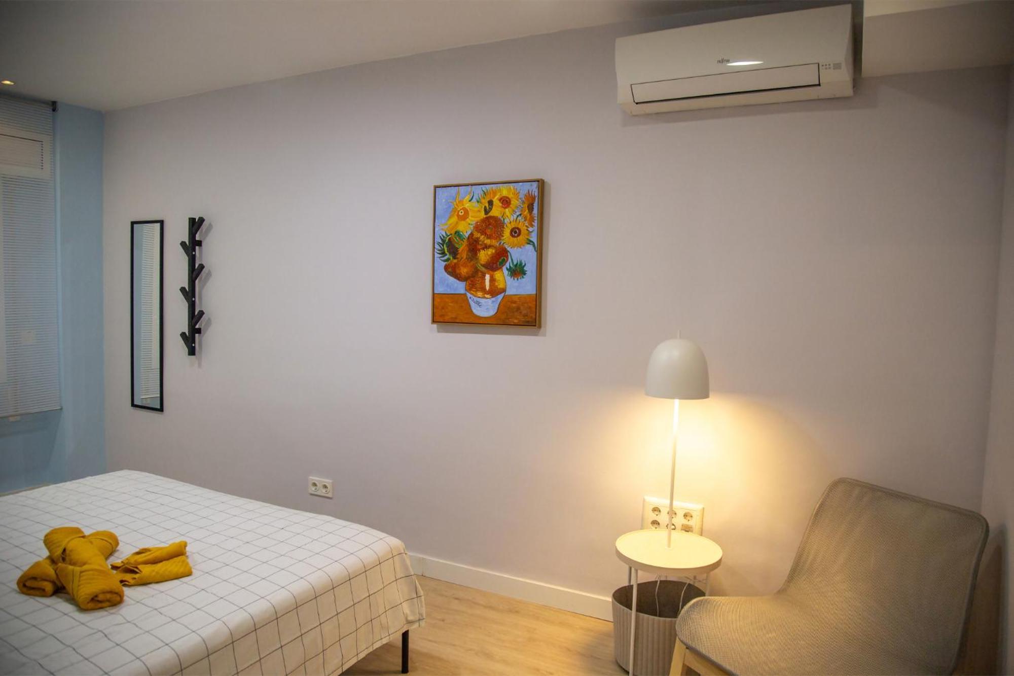 Sunflower Apartment Centrico Tarragona Buitenkant foto