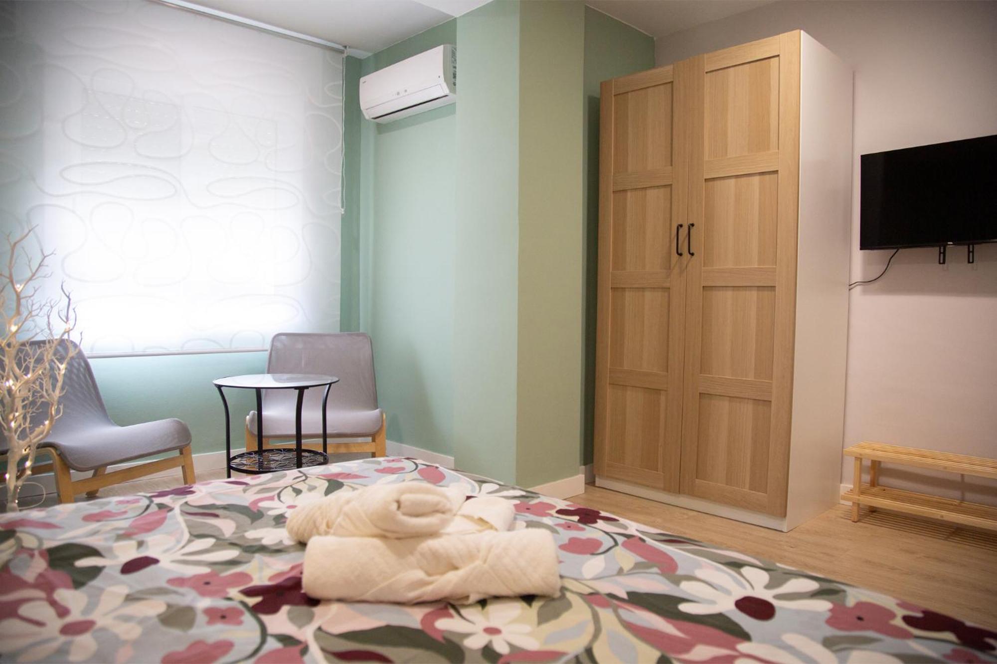 Sunflower Apartment Centrico Tarragona Buitenkant foto